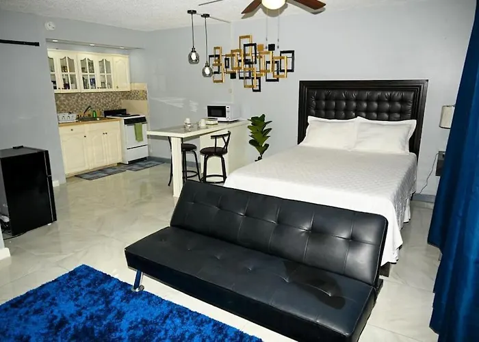 Apartamento D'escape At Seawind On The Bay Montego Bay